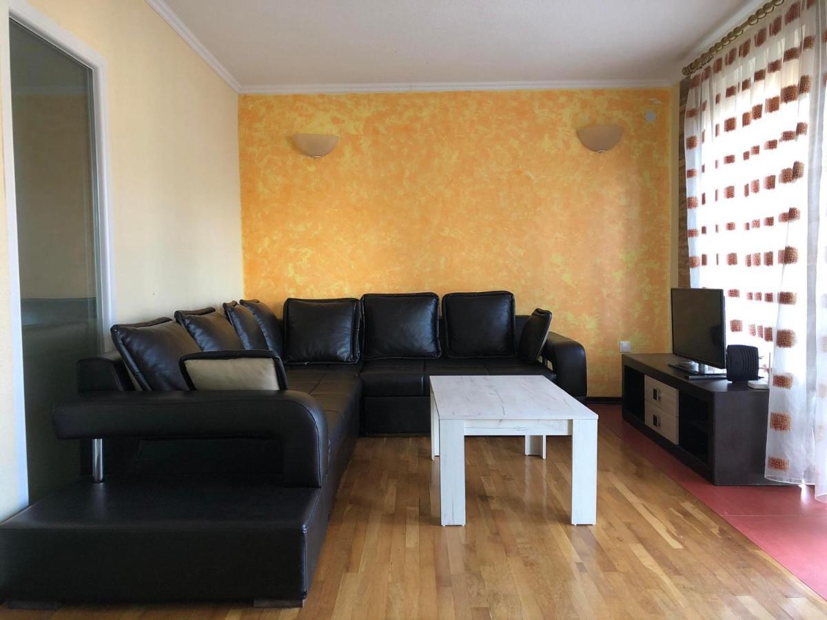 Apartments Veronika โอครีด ภายนอก รูปภาพ