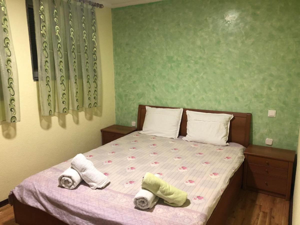 Apartments Veronika โอครีด ภายนอก รูปภาพ