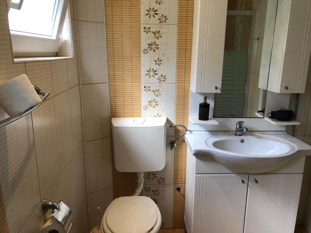 Apartments Veronika โอครีด ภายนอก รูปภาพ