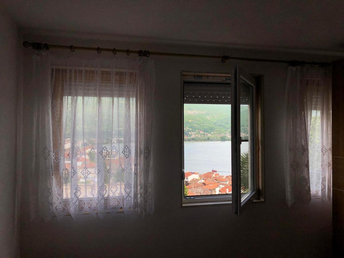 Apartments Veronika โอครีด ภายนอก รูปภาพ